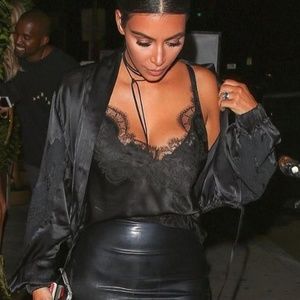 🖤Bundle of 7 Vegan Suede Long Double Wrap Choker